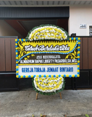 Papan Bunga Duka di Leupung